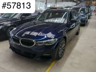 Gebraucht BMW 330e M Sport 252 PS (185 kW) 2021 Tansanitblau Kombi