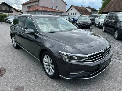 Używany VW Passat Elegance 150 KM (110 kW) 2021 Szary Kombi