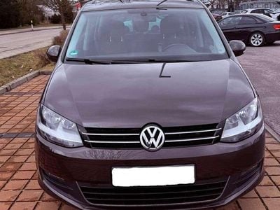 Second-hand VW Sharan Comfortline 150 CP (110 kW) 2014 Maro Monovolum