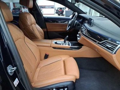 Gebraucht BMW 745e M Sport 394 PS (289 kW) 2022 Schwarz Limousine