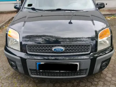 Gebraucht Ford Fusion 80 PS (58 kW) 2009 Schwarz Kleinwagen