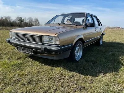 Gebraucht VW Santana 116 PS (85 kW) 1982 Gold Limousine