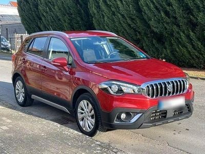 Gebraucht Suzuki SX4 140 PS (102 kW) 2017 Rot Limousine