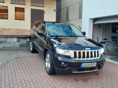 Gebraucht Jeep Grand Cherokee Overland 241 PS (177 kW) 2012 Schwarz SUV