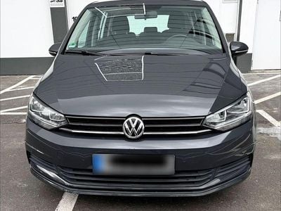 Gebraucht VW Touran Join 110 PS (80 kW) 2018 Grau Van / Kleinbus
