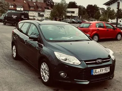 Używany Ford Focus Titanium 150 KM (110 kW) 2012 Szary Kombi