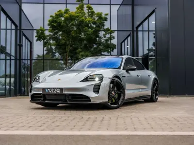 Gebraucht Porsche Taycan Turbo S 559 kW (761 PS) 2020 Silber Limousine