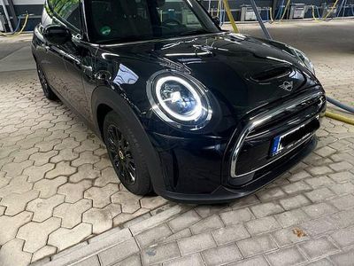Gebraucht Mini Cooper SE Premium 135 kW (184 PS) 2023 Schwarz Kleinwagen