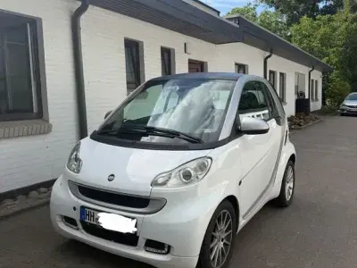 Gebraucht Smart ForTwo Coupé 61 PS (44 kW) 2012 Weiß Coupé