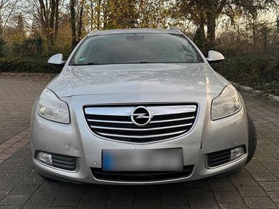 Gebraucht Opel Insignia 131 PS (96 kW) 2012 Grau Kombi