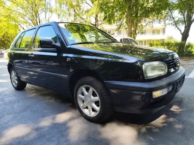 Gebraucht VW Golf III 75 PS (55 kW) 1994 Schwarz Limousine