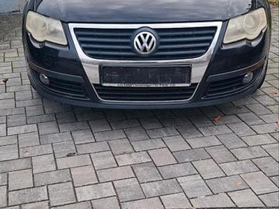 Schwarz Gebraucht 2006 VW Passat Kombi | 1.500 € (Fairer Preis)
