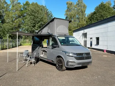 Gebraucht VW California California 150 PS (110 kW) 2023 Grau Van