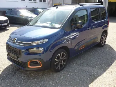 Gebraucht Citroën Berlingo Shine 131 PS (96 kW) 2019 Nachtblaumetallic Van / Kleinbus