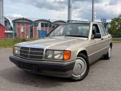 Gebraucht Mercedes 190 75 PS (55 kW) 1992 Grau Limousine