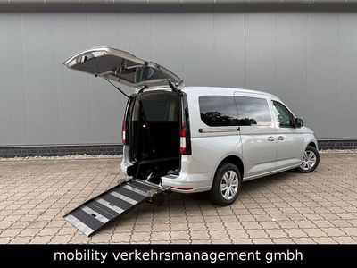 Używany VW Caddy Maxi 122 KM (89 kW) 2024 Srebrny Minivan