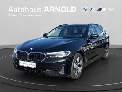 Gebraucht BMW 520 190 PS (139 kW) 2022 Saphirschwarz Kombi