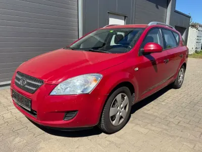 Brugt Kia Ceed 109 HK (80 kW) 2008 Rød Hatchback