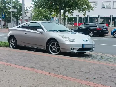 Gebraucht Toyota Celica 143 PS (105 kW) 1999 Silber Coupé