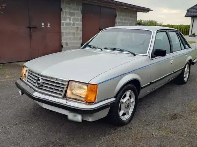 Occasion Opel Senator 180 ch (132 kW) 1979 Argent Berline