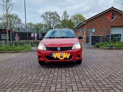 Usata Renault Clio II Night&Day 75 CV (55 kW) 2011 Rosso Berlina