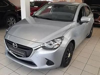 Usata Mazda 2 Kizoku 90 CV (66 kW) 2017 Argento Utilitaria