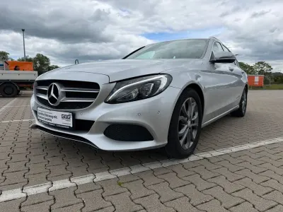 Gebraucht Mercedes C180 156 PS (114 kW) 2016 Silber Kombi