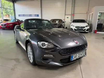 Gebraucht Fiat 124 Spider Basis 140 PS (102 kW) 2017 Grau Cabrio