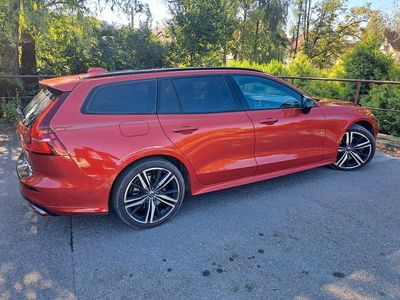 Usata Volvo V60 R-Design 390 CV (286 kW) 2020 Arancione Station wagon
