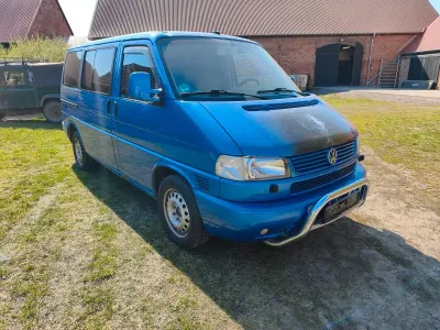Gebraucht VW Multivan Highline 151 PS (111 kW) 2000 Blau Van / Kleinbus