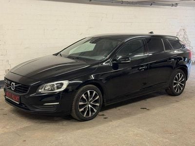 Schwarz Gebraucht 2018 Volvo V60 Linje Svart Kombi | 11.900 € (Fairer Preis)