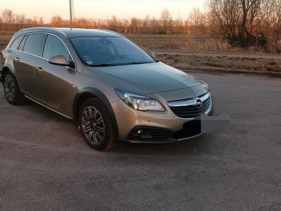 Usata Opel Insignia 194 CV (142 kW) 2014 Oro Station wagon