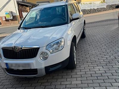 Gebraucht Skoda Yeti 110 PS (80 kW) 2012 Weiß SUV