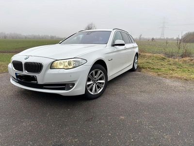 Gebraucht BMW 525 2013 Weiß Kombi