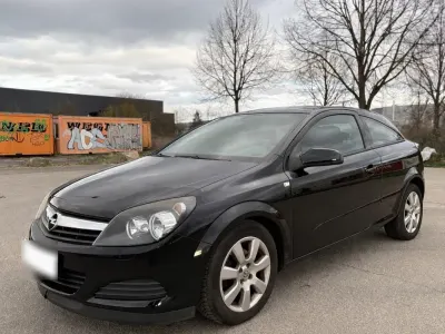 Second-hand Opel Astra GTC 90 CP (66 kW) 2006 Negru Coupe