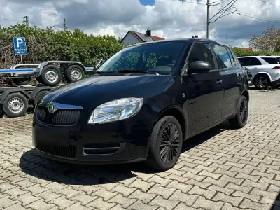 Gebraucht Skoda Fabia 60 PS (44 kW) 2009 Schwarz Limousine