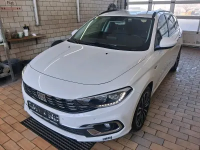 Gebraucht Fiat Tipo Life 101 PS (74 kW) 2021 Weiß Kombi