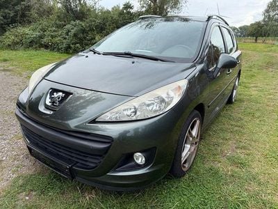 Gebraucht Peugeot 207 Tendance 95 PS (69 kW) 2009 Grau Kombi