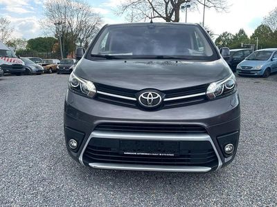 Usata Toyota Proace Verso Executive 177 CV (130 kW) 2017 Grigio Station wagon
