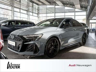 Neu Audi RS3 Sport 400 PS (294 kW) 2026 Grau Limousine