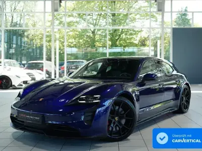 Usata Porsche Taycan GTS 439 kW (598 CV) 2022 Blu Berlina