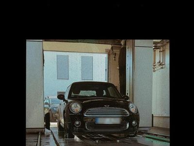 Gebraucht Mini ONE 75 PS (55 kW) 2014 Schwarz Kleinwagen