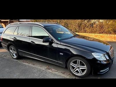 Mercedes E200
