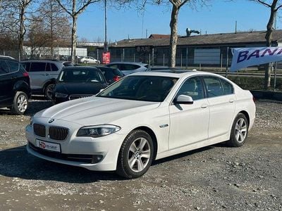 Gebraucht BMW 520 Sport Line 184 PS (135 kW) 2012 Weiß Limousine