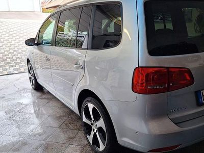 Gebraucht VW Touran Life 105 PS (77 kW) 2014 Silber Van / Kleinbus