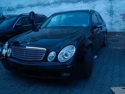 Mercedes E220