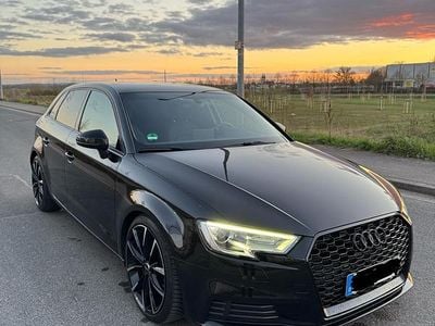 Gebraucht Audi A3 116 PS (85 kW) 2019 Schwarz Limousine