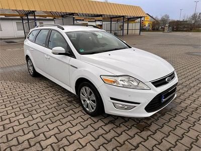Gebraucht Ford Mondeo Business Edition 160 PS (117 kW) 2011 Weiß Kombi