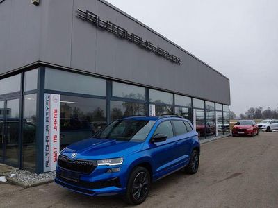 Neu Skoda Karoq SportLine 150 PS (110 kW) 2026 Blau SUV