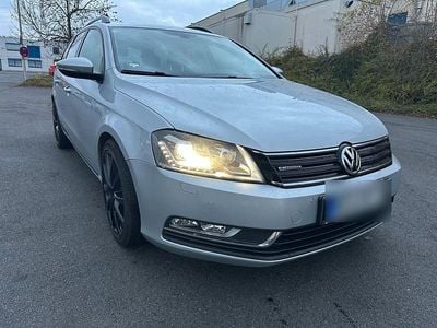 Gebraucht VW Passat 105 PS (77 kW) 2013 Silber Kombi